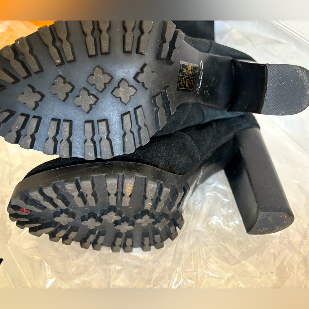 Aldo  Knee length black velvet hooker Boots - Picture 3 of 16